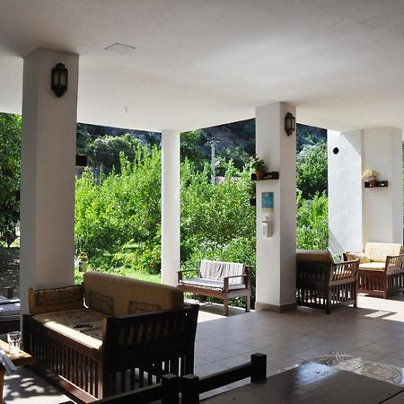 San Simon Hotel Чирали Екстериор снимка